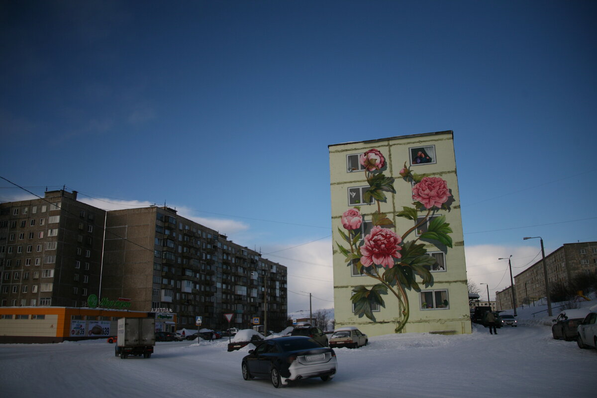 Заполярный. Заполярный город Мурманская область. Мурманск поселок Заполярный. Город Заполярный Печенгский район. Площадь Заполярного Мурманской области.