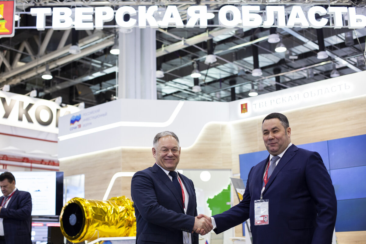 Встреча Игоря Рудени с председателем правления ГК «Автодор» Вячеславом Петушенко на площадке Тверской области 