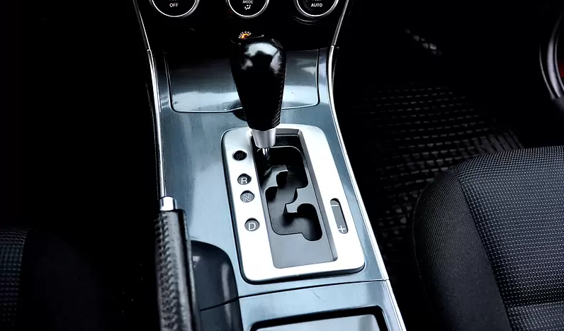 Автоматическая коробка при больших пробегах (свыше 180 000 км) потребует вложений.