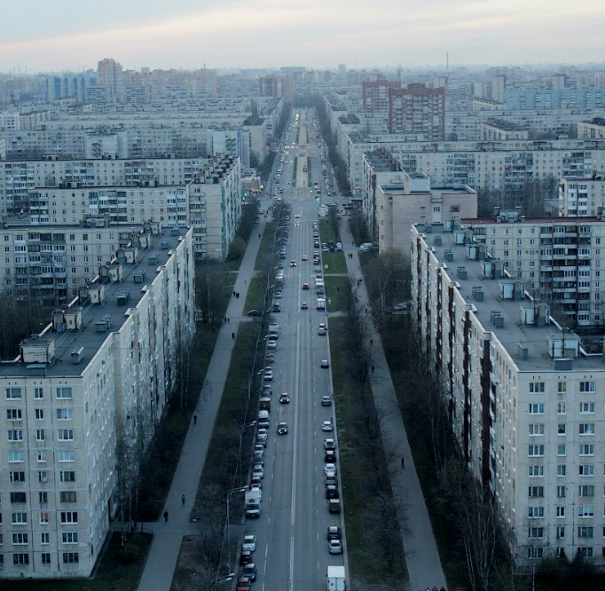 Спальные районы Санкт-Петербурга Купчино. Спальный район Купчино Питер. Спальные районы Купчино. Комендантский проспект спальный район.