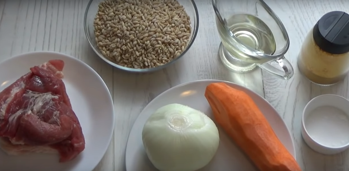 простые рецепты, вкусные рецепты, полезные рецепты, обед, ужин, еда, плов, рецепты из перловки, перловка с мясом, едим дома, кухня, мясо, морковь, лук, специи, рецепты для мультиварки, мультиварка