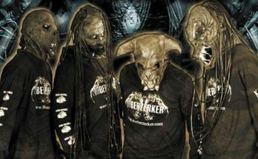 The Berzerker: когда я смотрю на эту фотку - невольно представляю себе Рогатых Трупоедов времён "Забодаю и съем"!!!