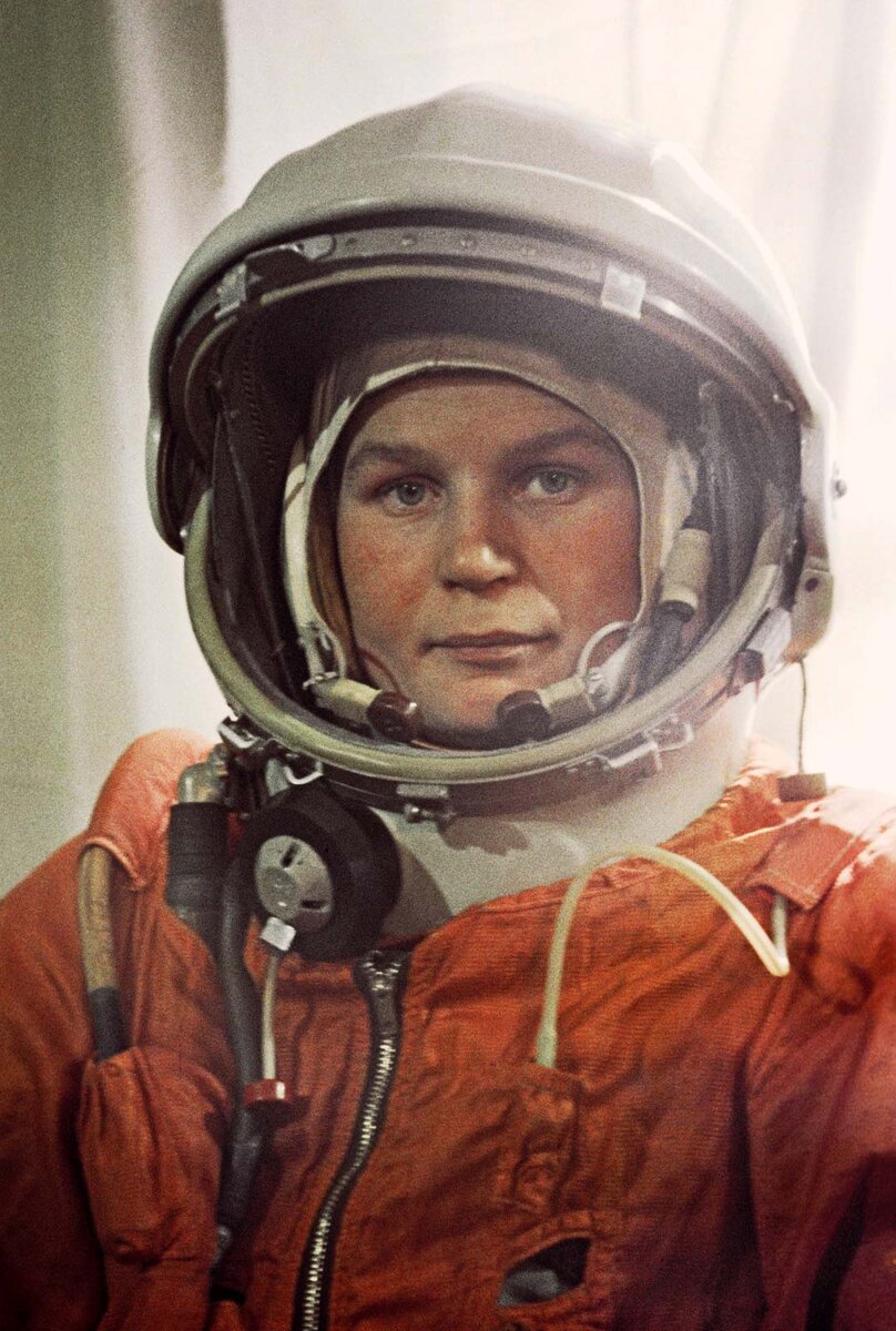 Первые советские женщины космонавты