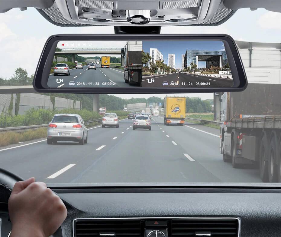 Края экрана немного закруглены для улучшения визуального восприятия картинки. Разрешение матрицы позволяет чётко передавать видеоряд с обзорных камер.