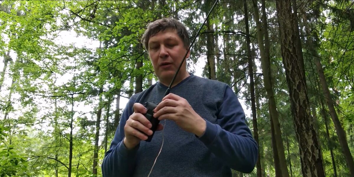 В переносном варианте использования с антенной суперфлекс new радиостанция Штурман-180 сможет обеспечить - благодаря установленному со стационарной антенной на мачте репитеру - радиосвязь на всей протяжённости маршрута между посёлками