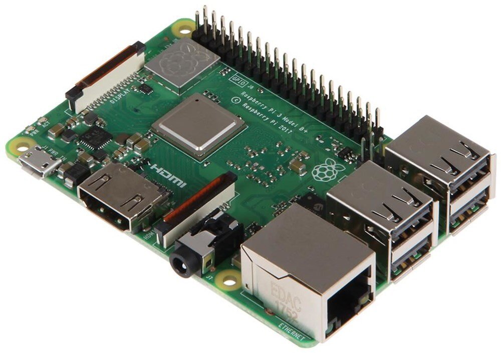 Вот так выглядит одноплатный компьютер Raspberry pi 3 B+