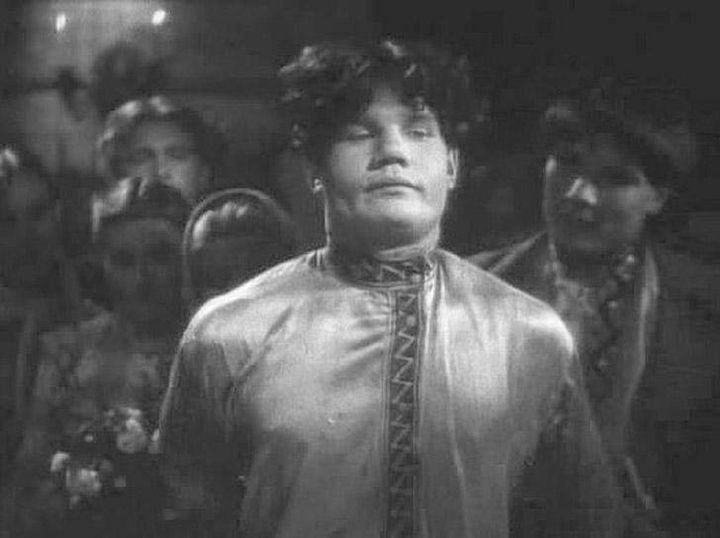 Первая роль в кино - Степаша Барский в к/ф "Дело Артамоновых", 1941 год