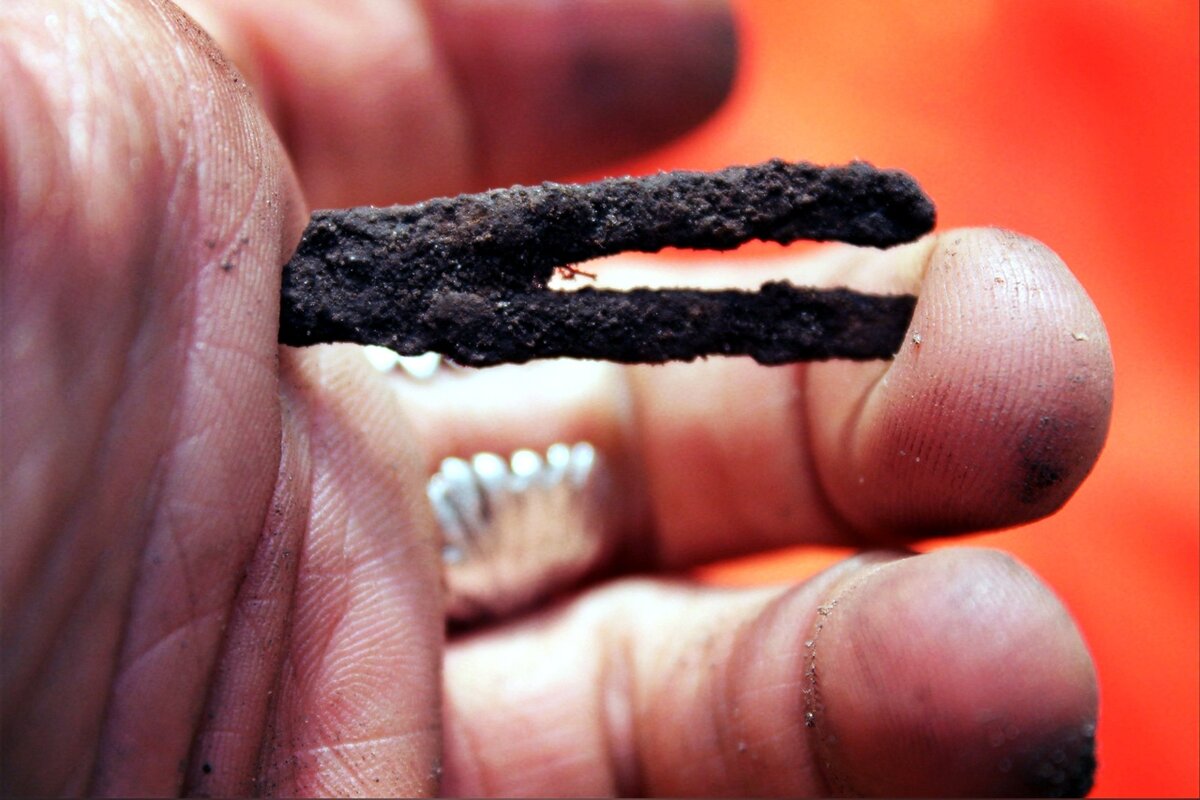 СВЕТец - ДЕРЖАТЕЛЬ-ФИКСАТОР для ЛУЧИНЫ. Находка Экспедиции ⋆ СТАРКА ⋆ на раскопках в 2017 году