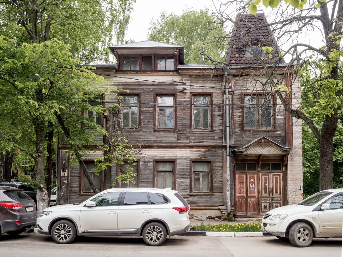 Фото: Заповедные кварталы. Дом Щелухиной ДО восстановления.