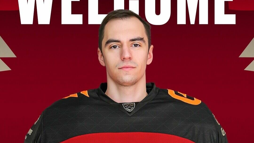     В омский клуб временно перешел Андрей Сковронский.