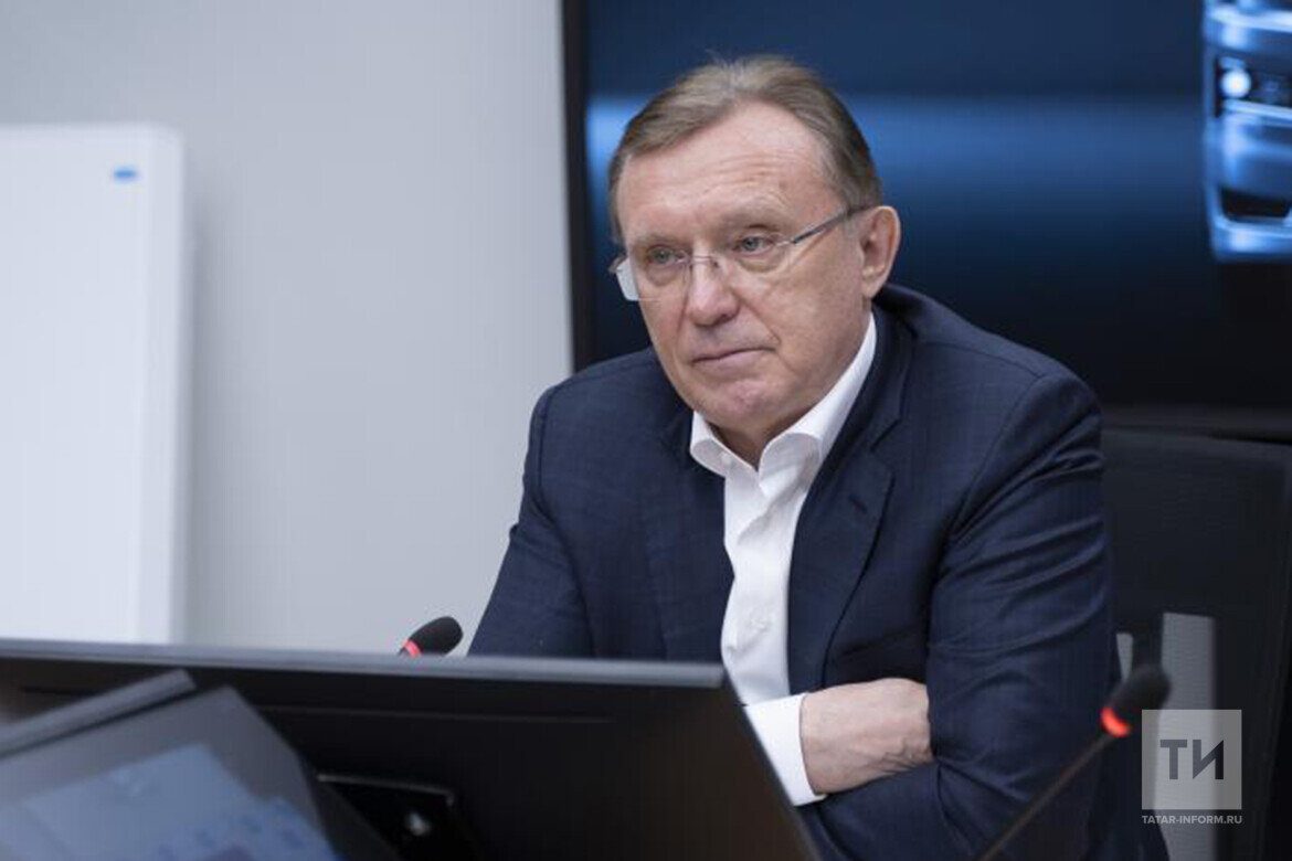 Сергей Когогин собрал журналистов на традиционную предновогоднюю пресс-конференцию в Москве. Фото: vestikamaza.ru 