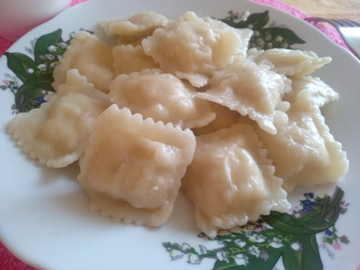 Равиоли с сыром и творогом – кулинарный рецепт