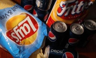 Почему возникают головные боли и кружится голова во время диеты