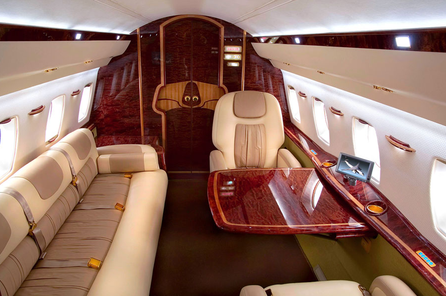 Салон VIP-класса в самолёте Як-40. Фото - tulpar-ig.ru.