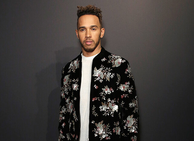 Льюис Хэмилтон завел страничку в приложении для знакомств