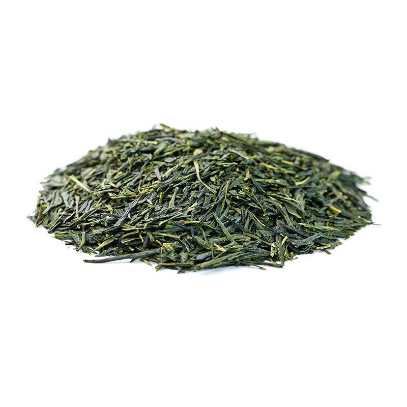 Зеленый чай сенча (или же «сэнтя», если произносить более точно) – коренной житель Японии, где он собственно произрастает и заготавливается, а в дальнейшем успешно экспортируется по всему миру.