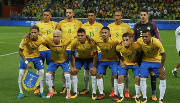 Командное фото сборной Бразилии