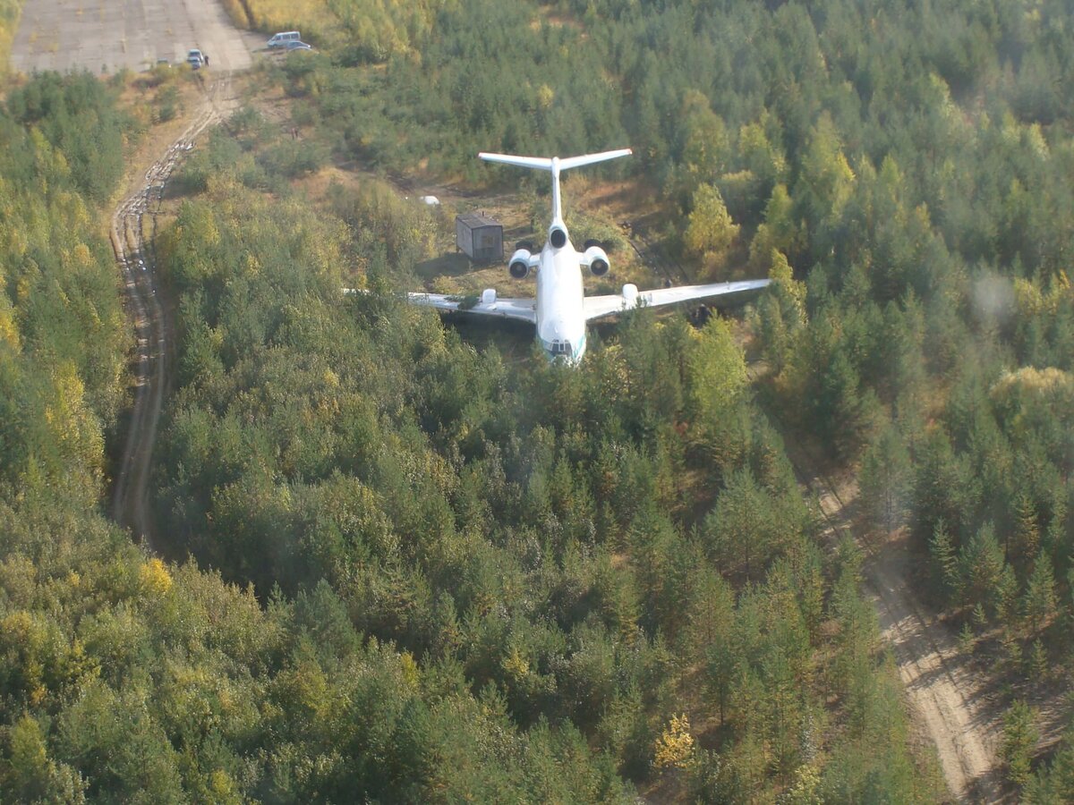 Что стало с легендарным Ту-154, аварийно севшим в лесу (ФОТО) |  Бортпроводник | Дзен