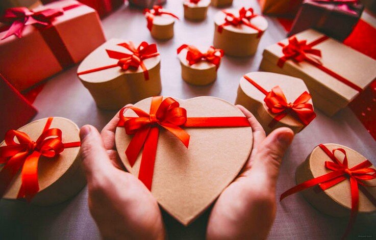 Что подарить на 14 Февраля: 8 простых подарков своими руками