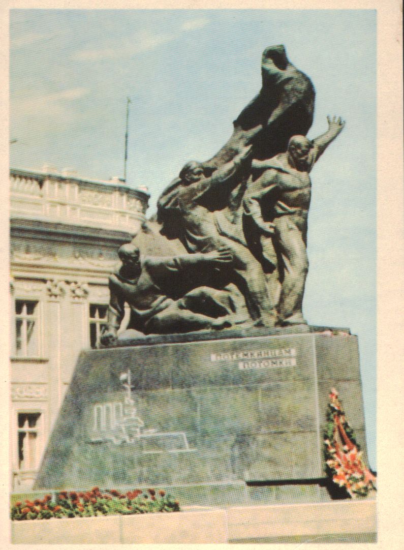 Памятник потемкинцам – монумент, установленный в память о восстании на броненосце «Князь Потёмкин-Таврический». Открыт в 1965 году.
