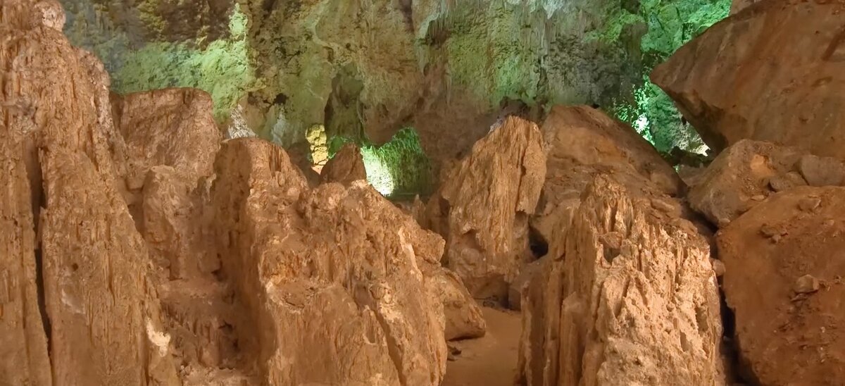  Карлсбадские пещеры