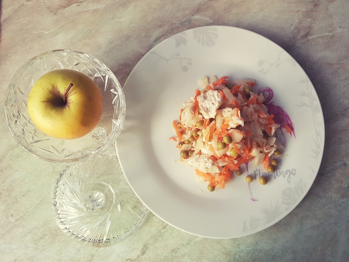 Готовый салат из черной редьки