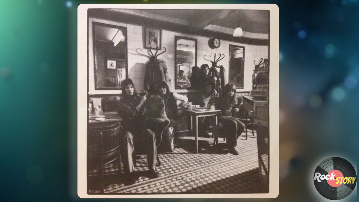 Обложка внутреннего конверта, виниловой пластинки. 