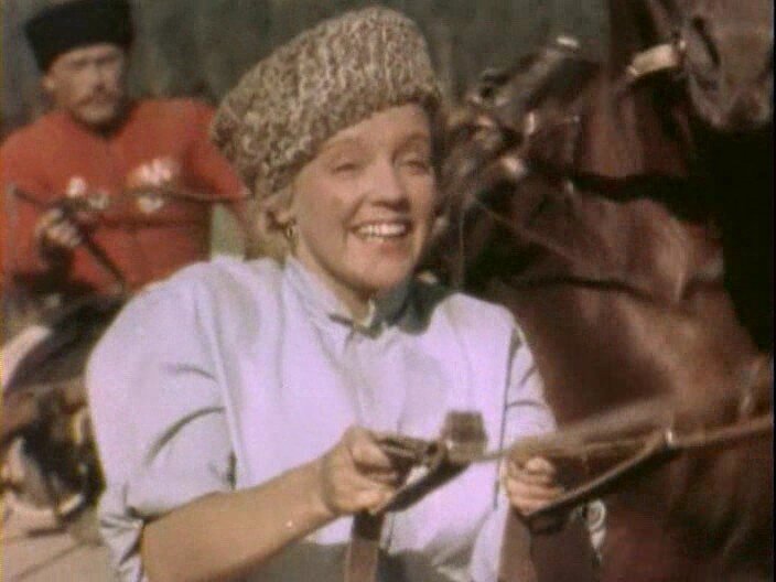 галина ермолаевна кубанские казаки. кубанские казаки ладынина. кубанский казачий каким ты был. кубанские казаки фильм 1949. кубанский казачий каким ты был.