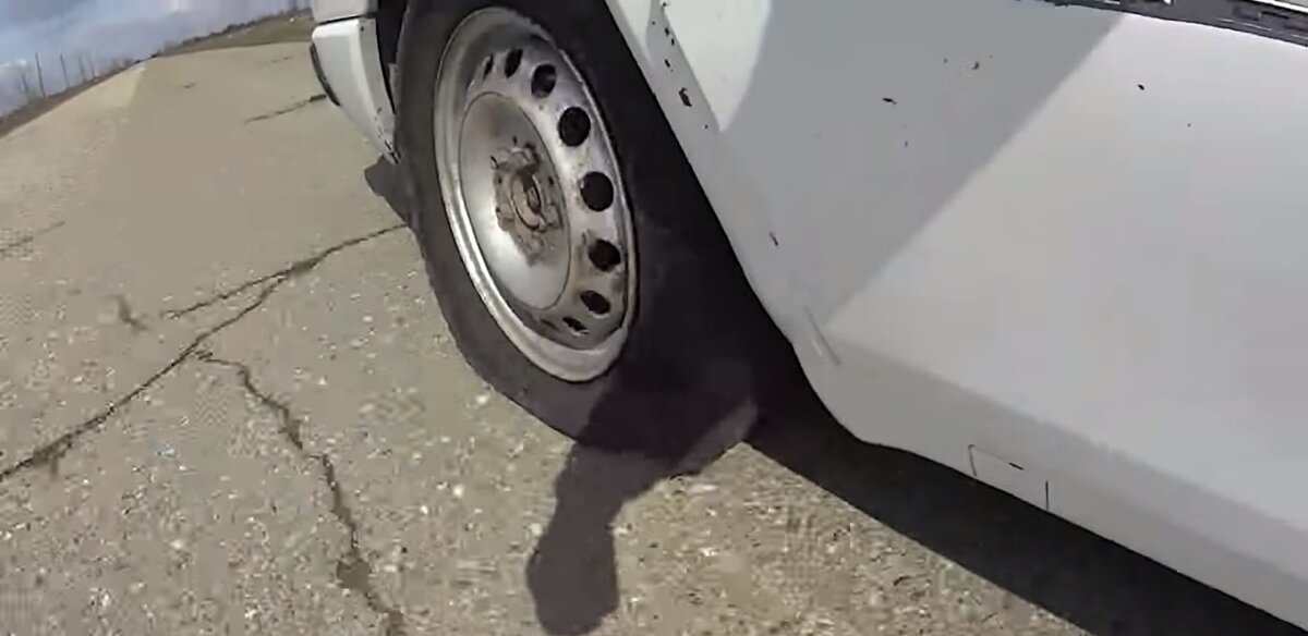 Езда на спущенных колесах улучшает маневренность авто