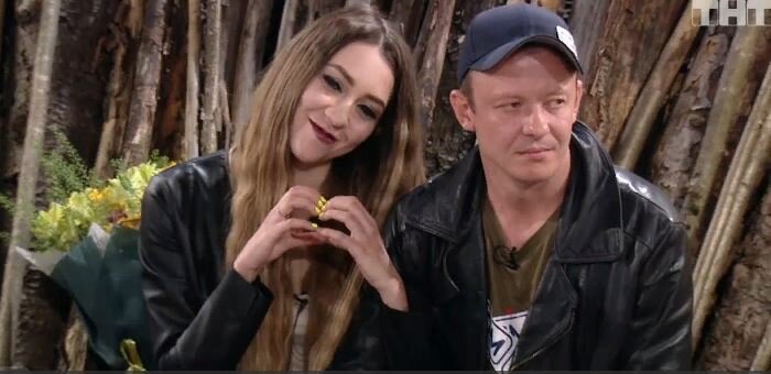 Алёна Рапунцель, Роман Макеев