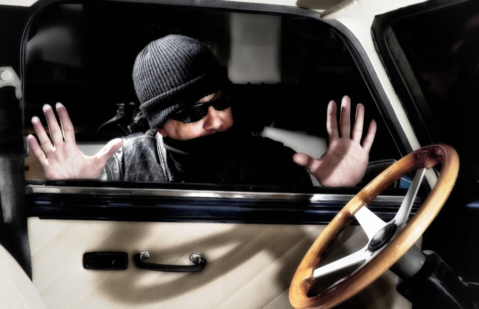 Хочется верить - это неизбежная судьба угонщика. Исходник: https://yandex.ru/images/search