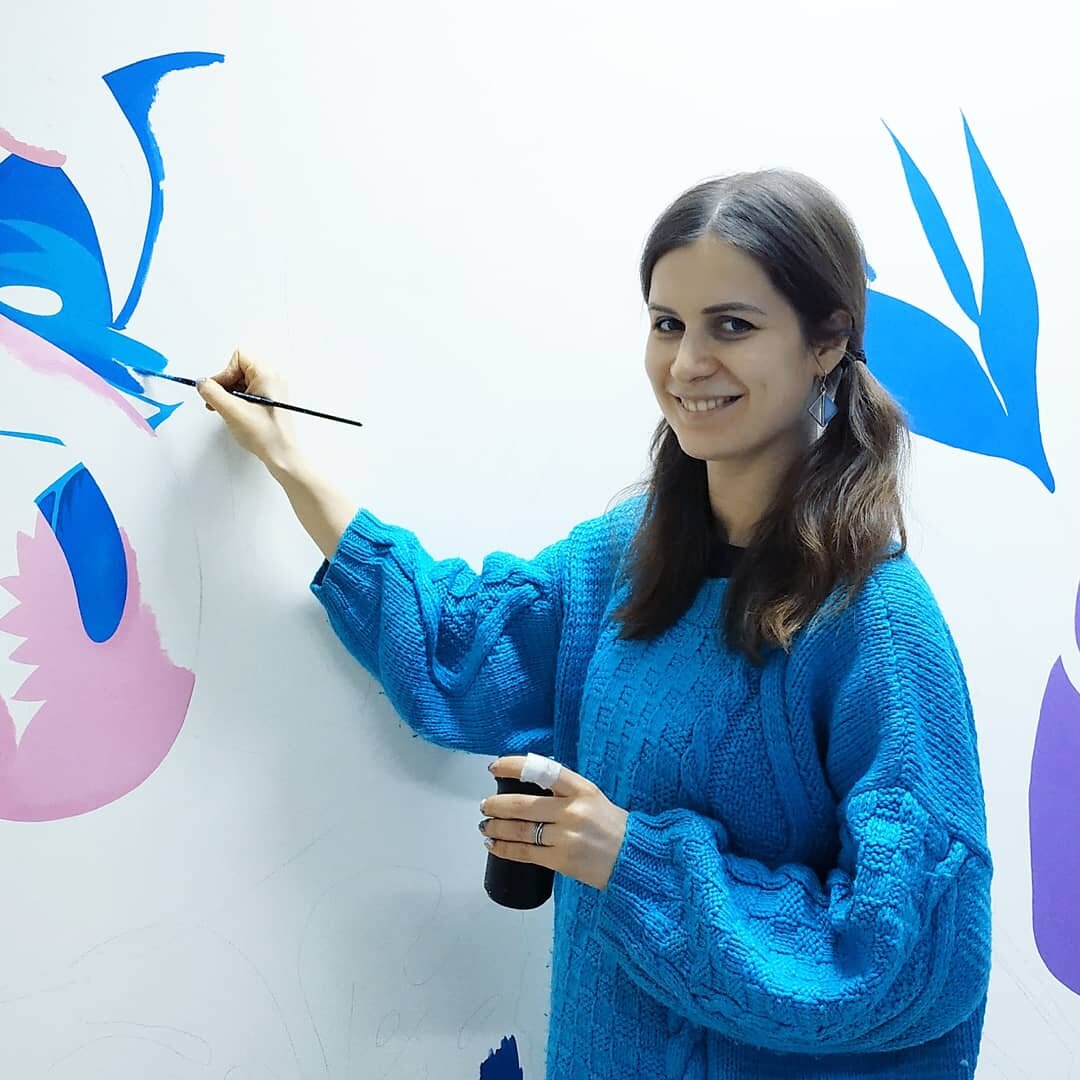 Роспись в студии растяжки.