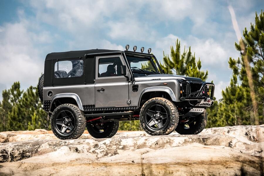 Честных внедорожников на дорогах становится всё меньше. Дастер точно не является внедорожником...