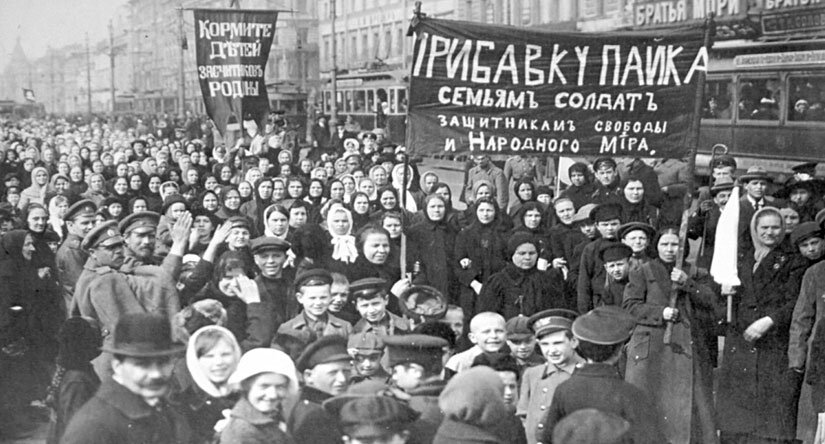 Демонстрация женщин на Невском проспекте 23 февраля 1917 года