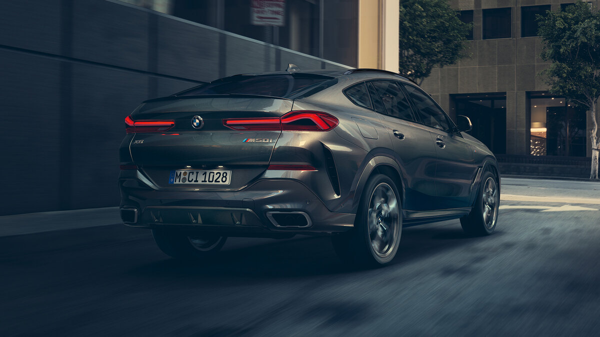 BMW x6 ночью