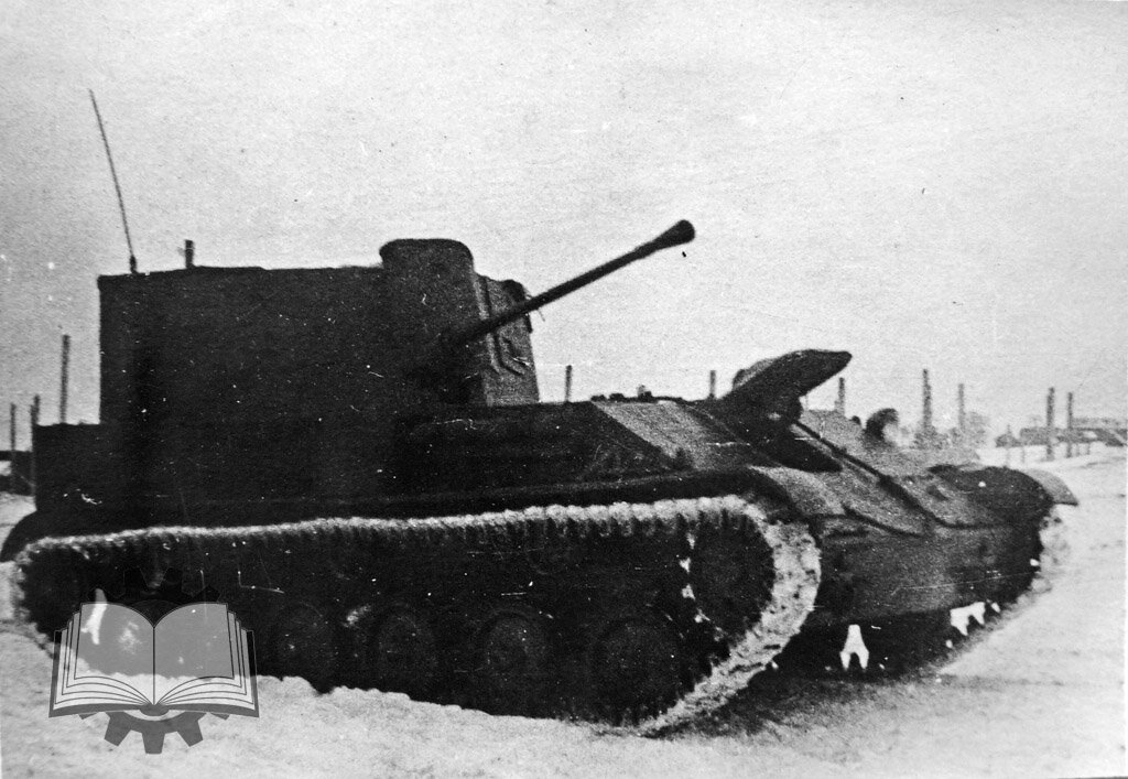 СУ-11 на заводских испытаниях, конец ноября 1942 года.