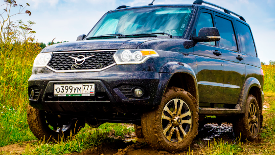 УАЗ Патриот снаружи