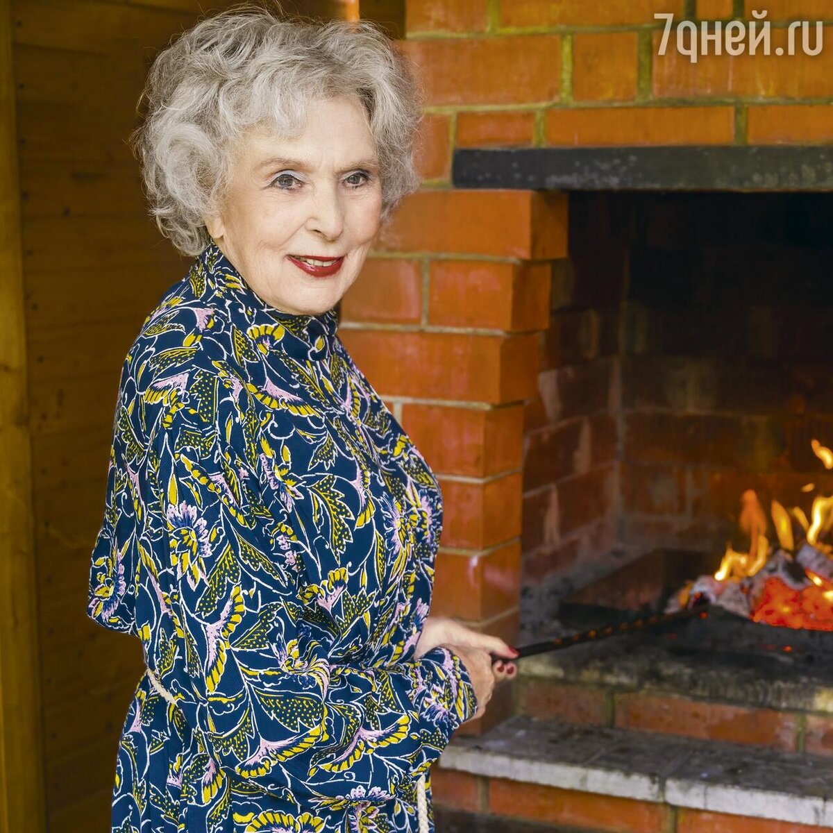    Вера Васильева в загородном доме. Фото из архива Веры Васильевой Александра Авдеева