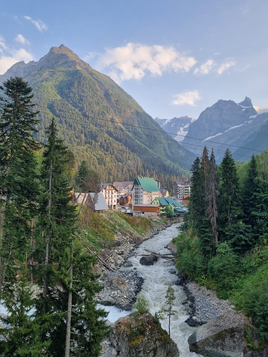 Река Домбай Ульген