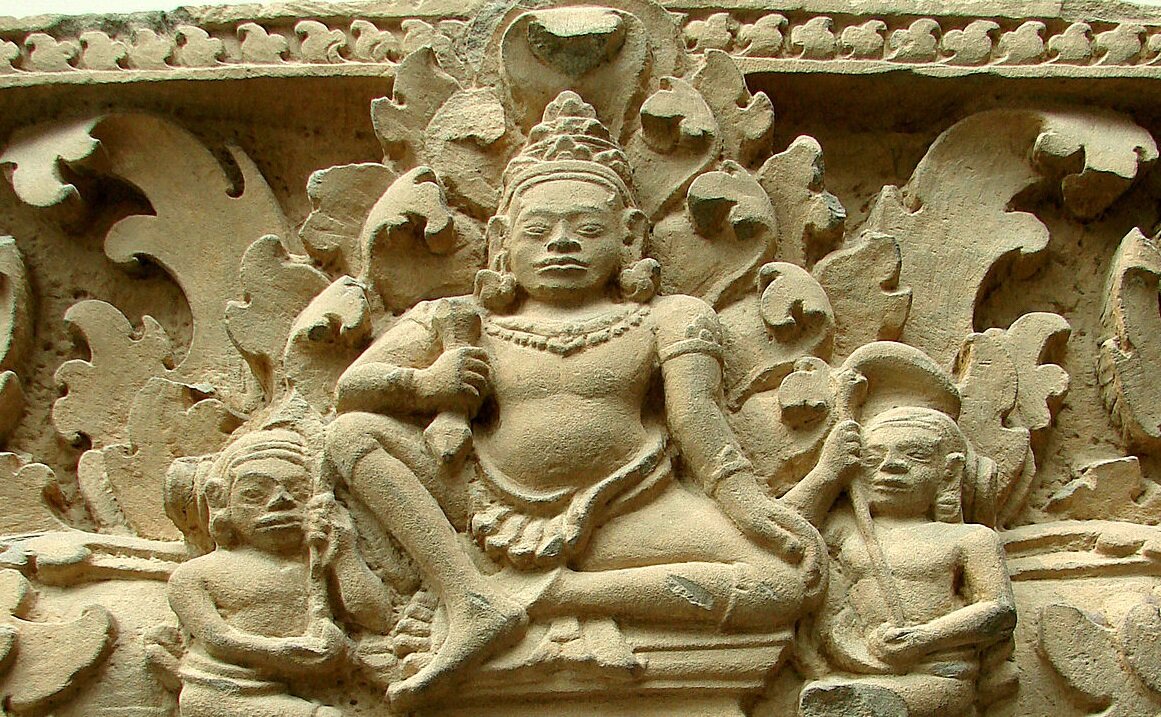 Астравидья дзен прогноз. Индра Бог древней Индии. Бог Индра с ваджрой. Индра Индия. Ведийская цивилизация древней Индии