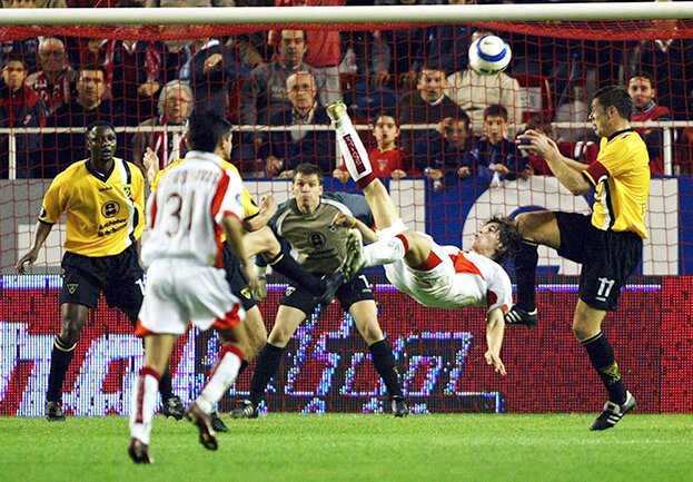    Серхио Рамос в игре за «Севилью». Getty Images