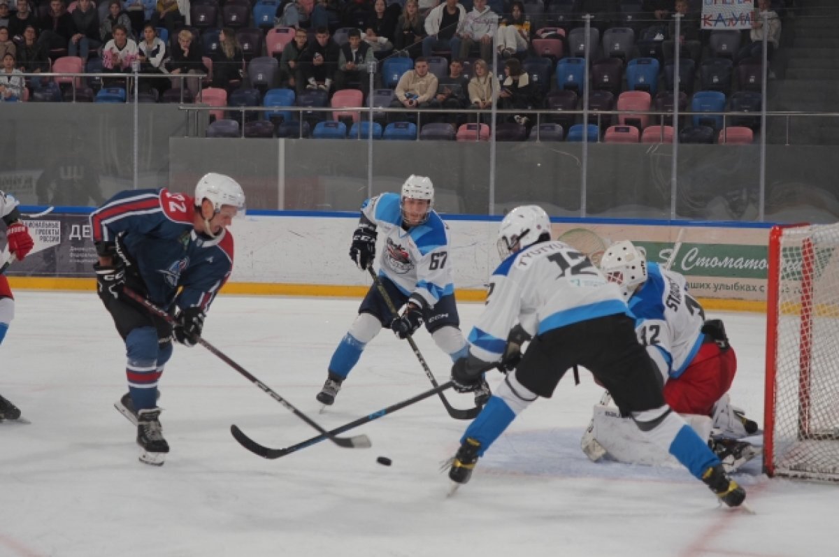    В Калуге завершился международный хоккейный турнир на кубок «Ледокола»