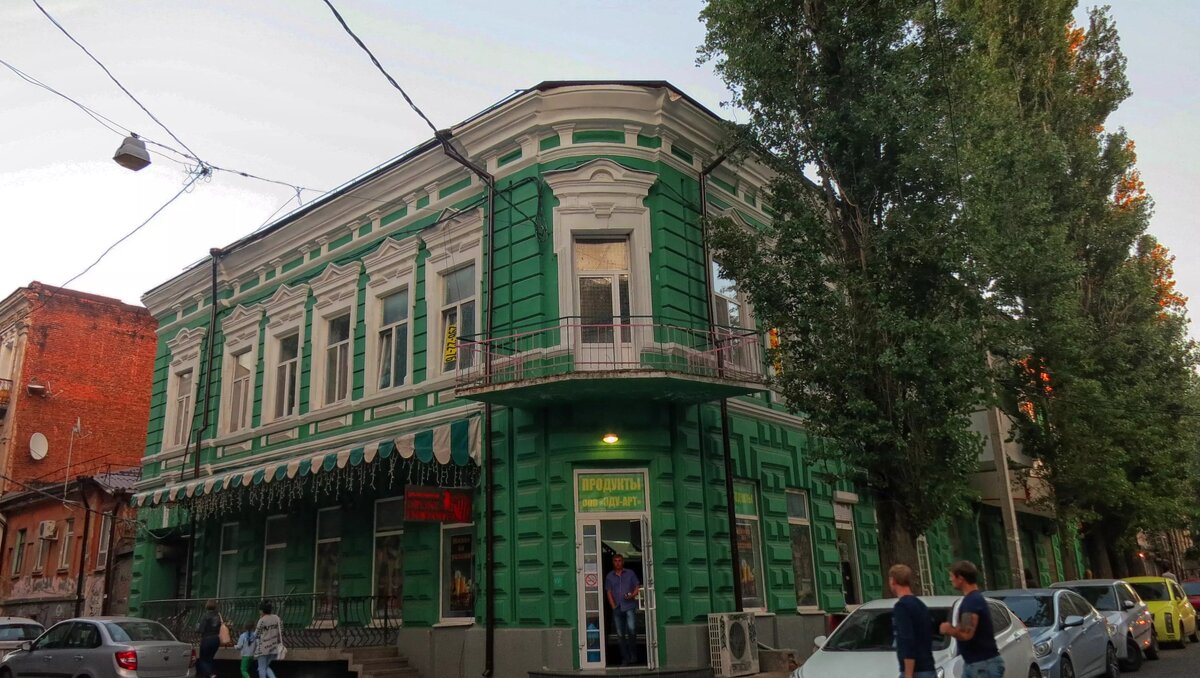     В Ростове три исторических особняка признали объектами культурного наследия, сообщается в документах правительства региона.