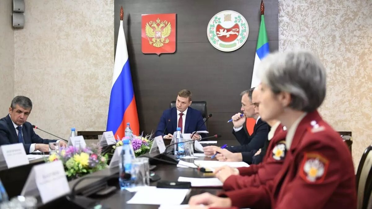     Вчера в правительстве республики состоялось заседание антинаркотической комиссии под председательством главы Хакасии Валентина Коновалова, сообщает Минюст Хакасии.