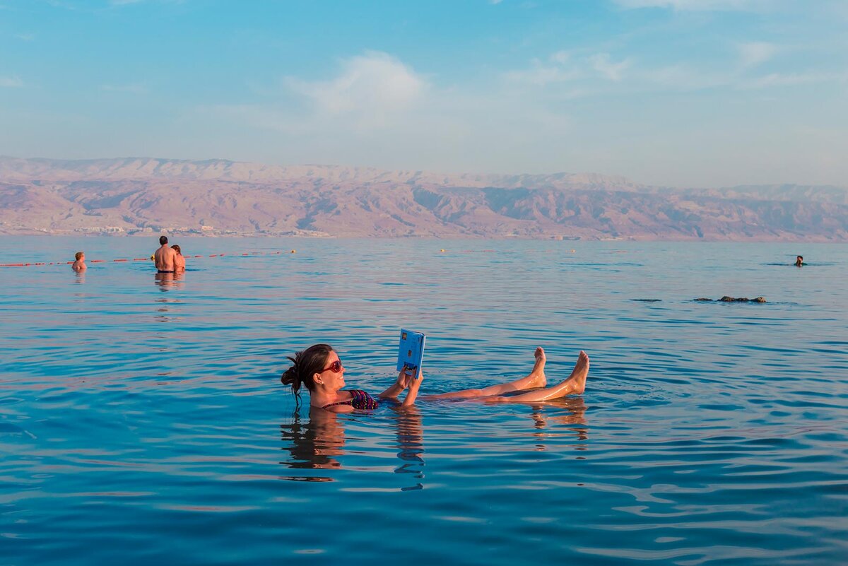 GuilhermeMesquita, Shutterstock