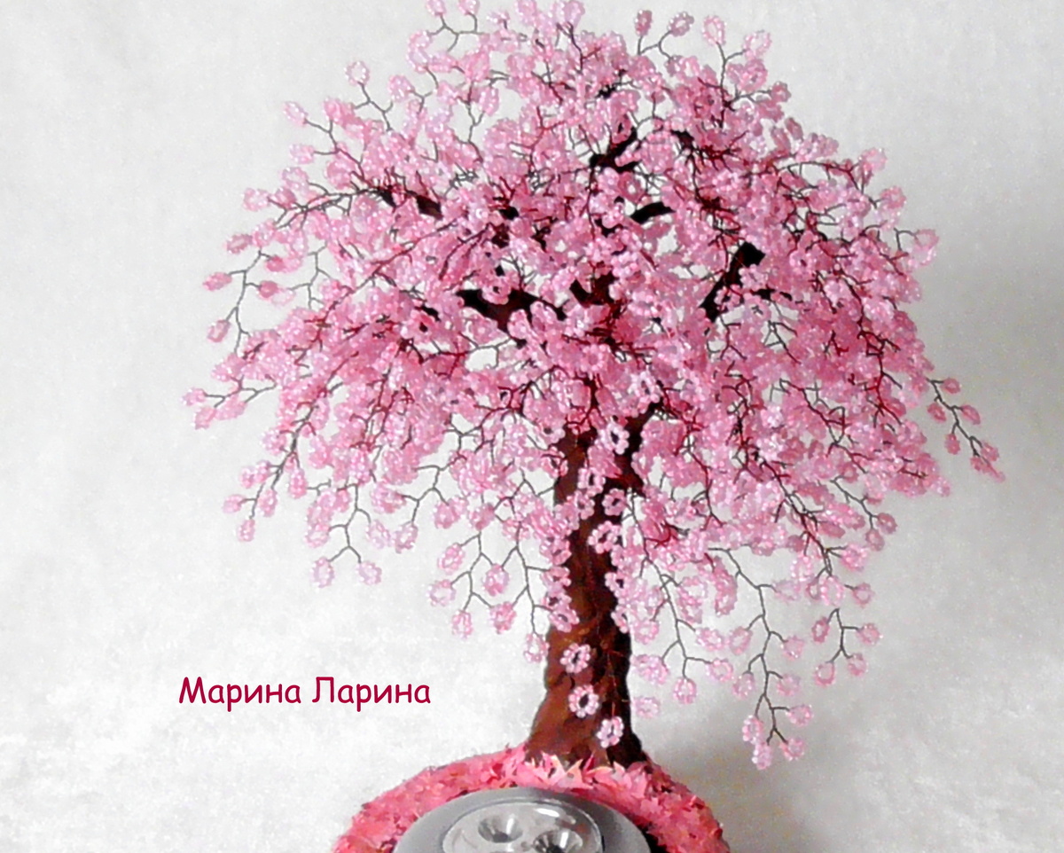 Сакура из бисера