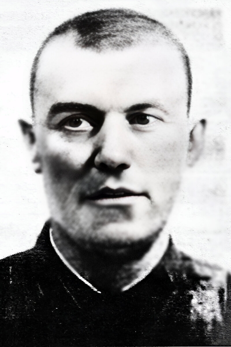 Камынин Кирилл Леонтьевич — командир стрелкового отделения 29-го гвардейского стрелкового полка 12-й гвардейской стрелковой дивизии 61-й армии Центрального фронта, гвардии сержант