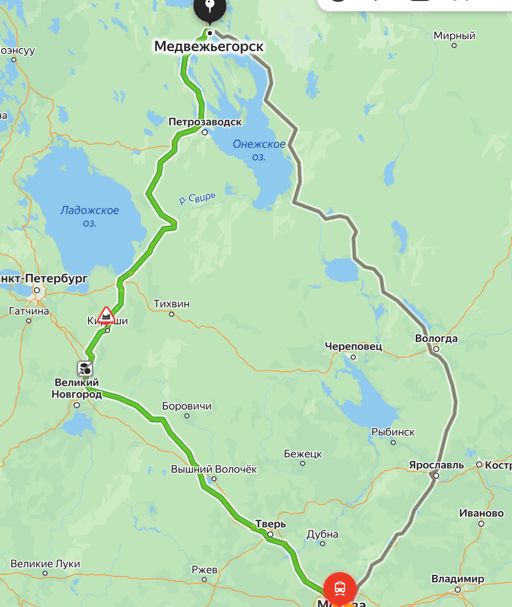 т.е. можно обогнуть Онежское озеро справа или слева