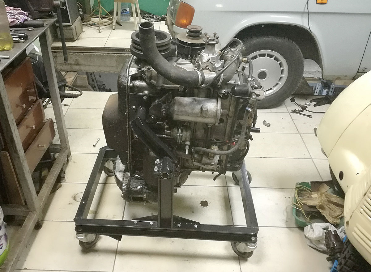 Кантователь двигателя. Листаем далее>>