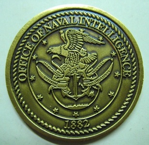 Служебный значок военослужащих Рузведывательного управления ВМФ США